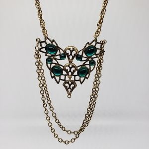⭐SALE⭐Emerald Green Cabochon Golden Tone Necklace